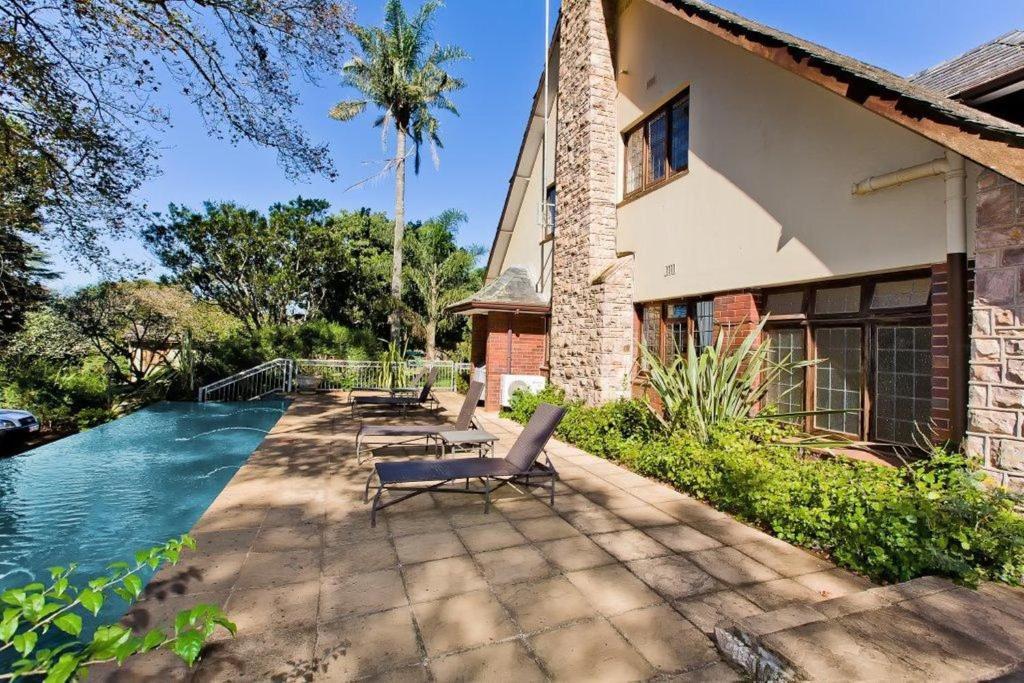 Eagle Wind Manor Hotel Hillcrest Luaran gambar