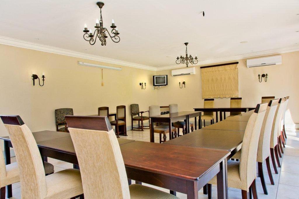 Eagle Wind Manor Hotel Hillcrest Luaran gambar